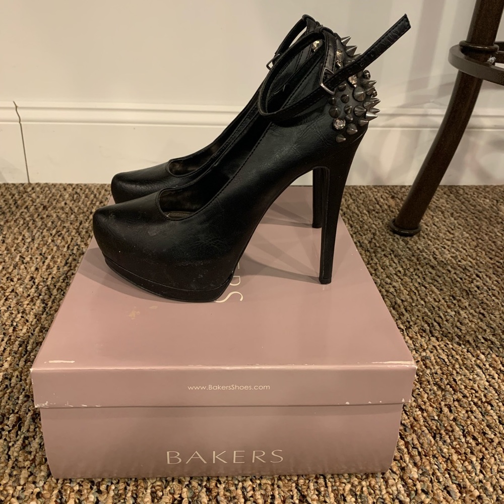 Black platform heels
